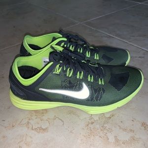 ✨Nike Training shoes✨